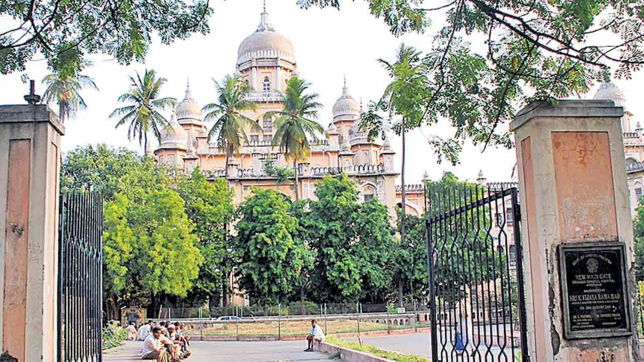 ఉస్మానియాలో 24 గంటలు పోస్టుమార్టం