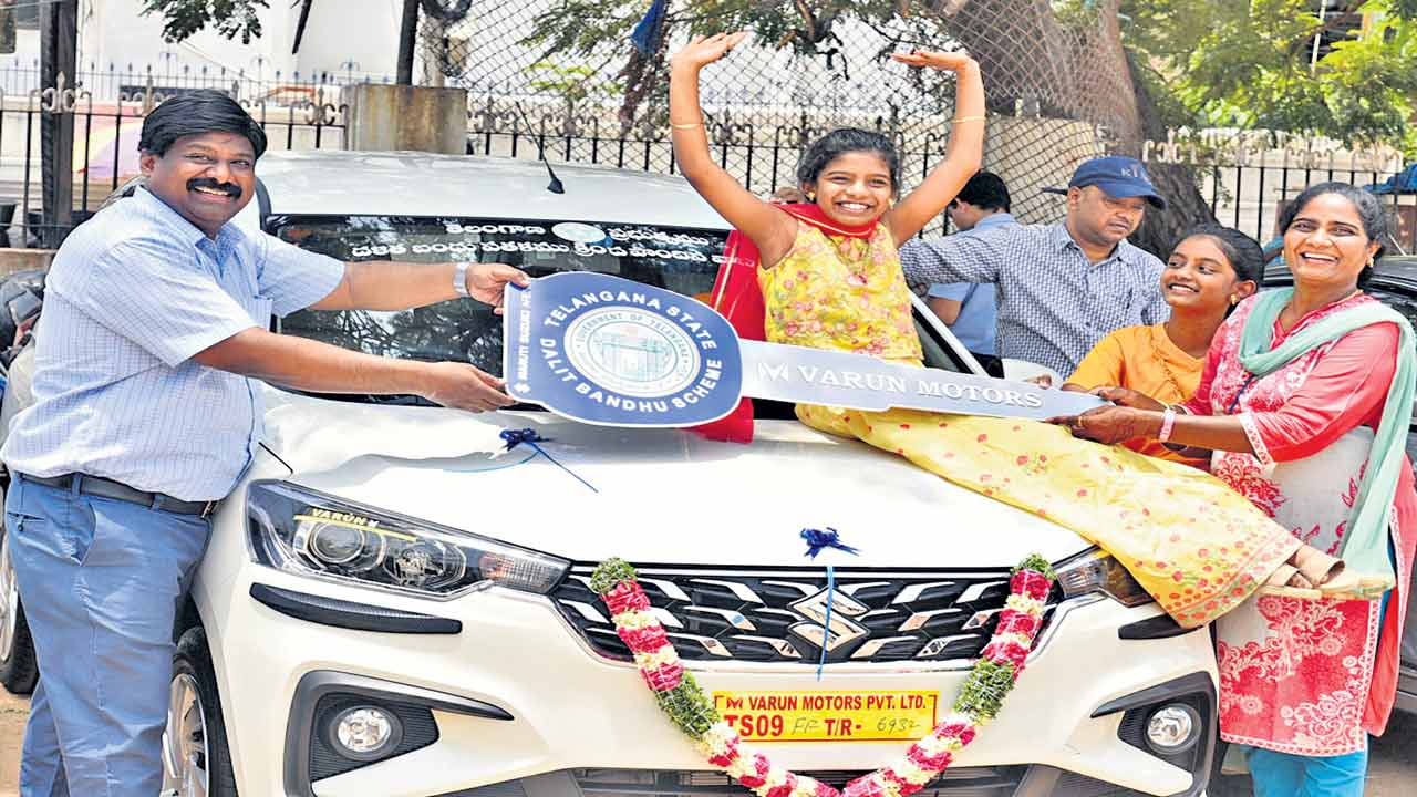 దళితబంధు అద్భుత పథకం