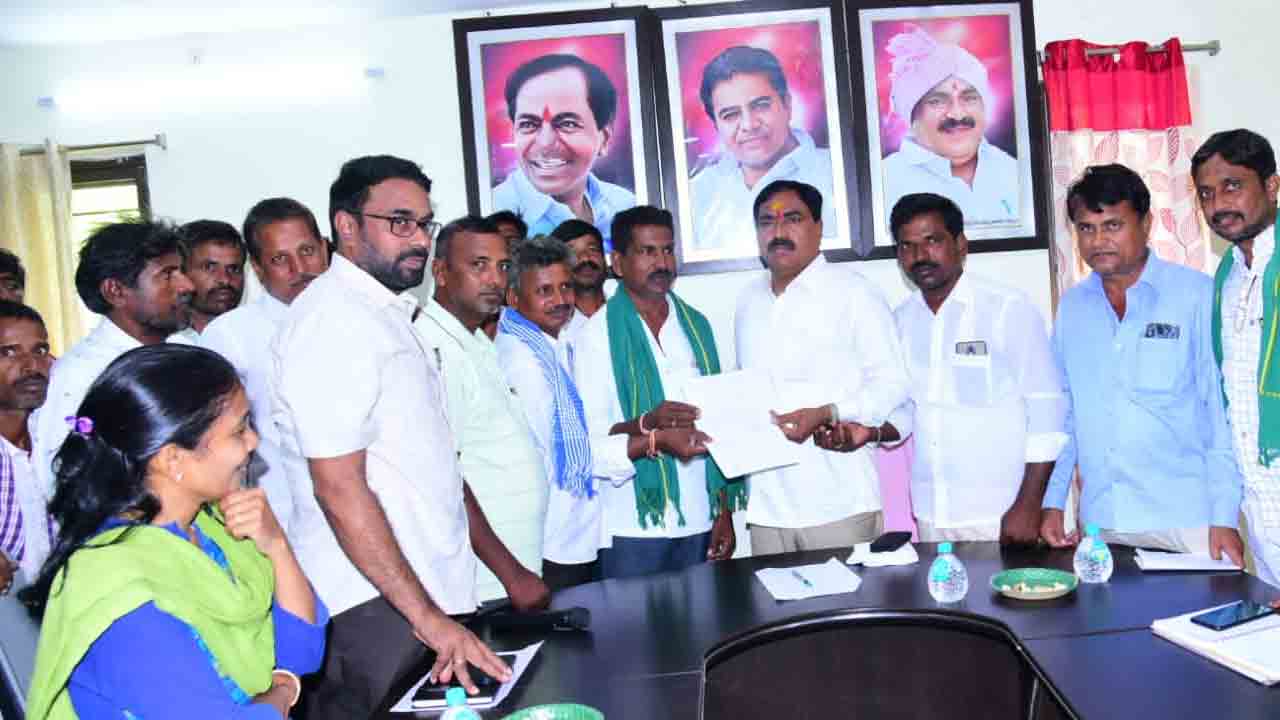 భూసేకరణపై మంత్రి ఎర్రబెల్లి సమావేశం