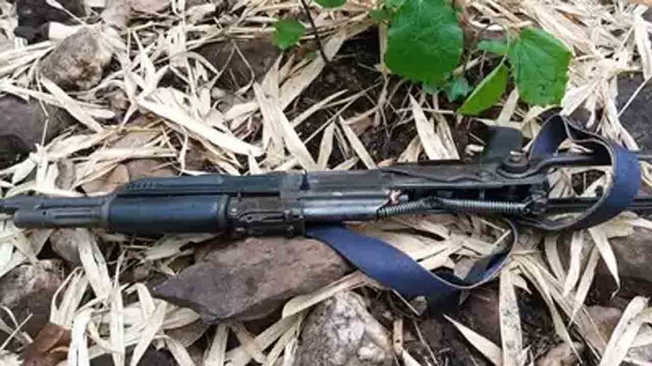 మధ్యప్రదేశ్‌లో ఎన్‌కౌంటర్‌.. మహిళా మావోయిస్ట్‌ సహా ముగ్గురు మృతి