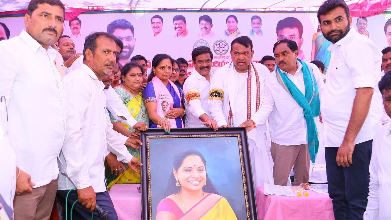 నీటి కోసం నిజాంసాగర్‌ కట్టపై ఏడ్చిన