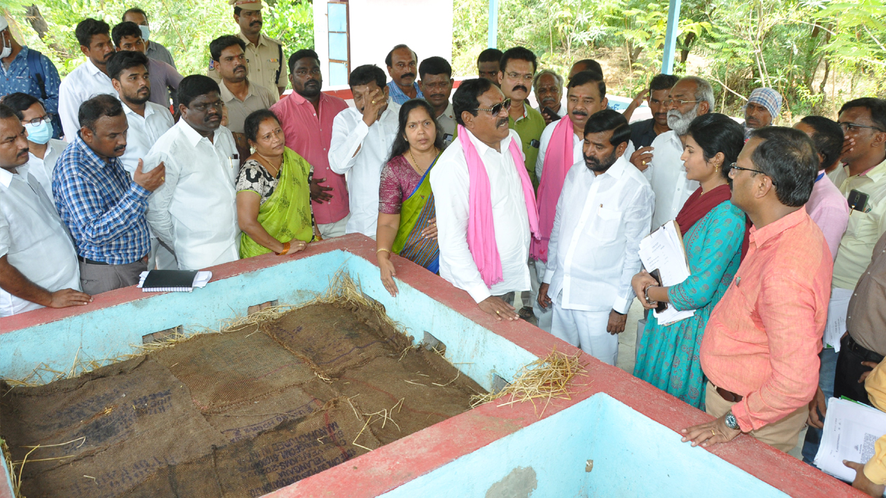 ప్రగతి పండుగ!