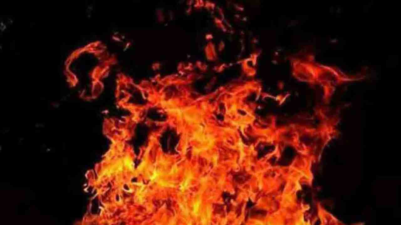 హైద‌రాబాద్‌లో భారీ అగ్నిప్ర‌మాదం