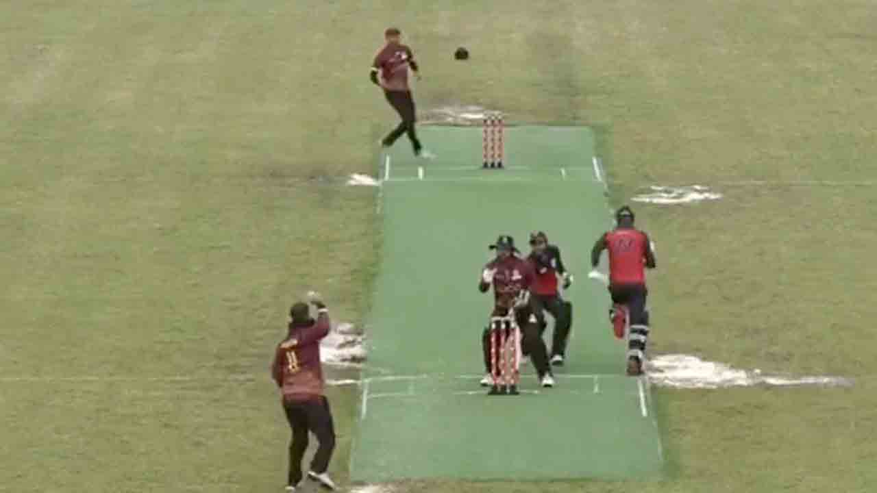 Funny Cricket | ఇంత చెత్త ఫీల్డింగ్ ఉంటుందా?.. నవ్వుకోలేక చచ్చిన కామెంటేటర్లు