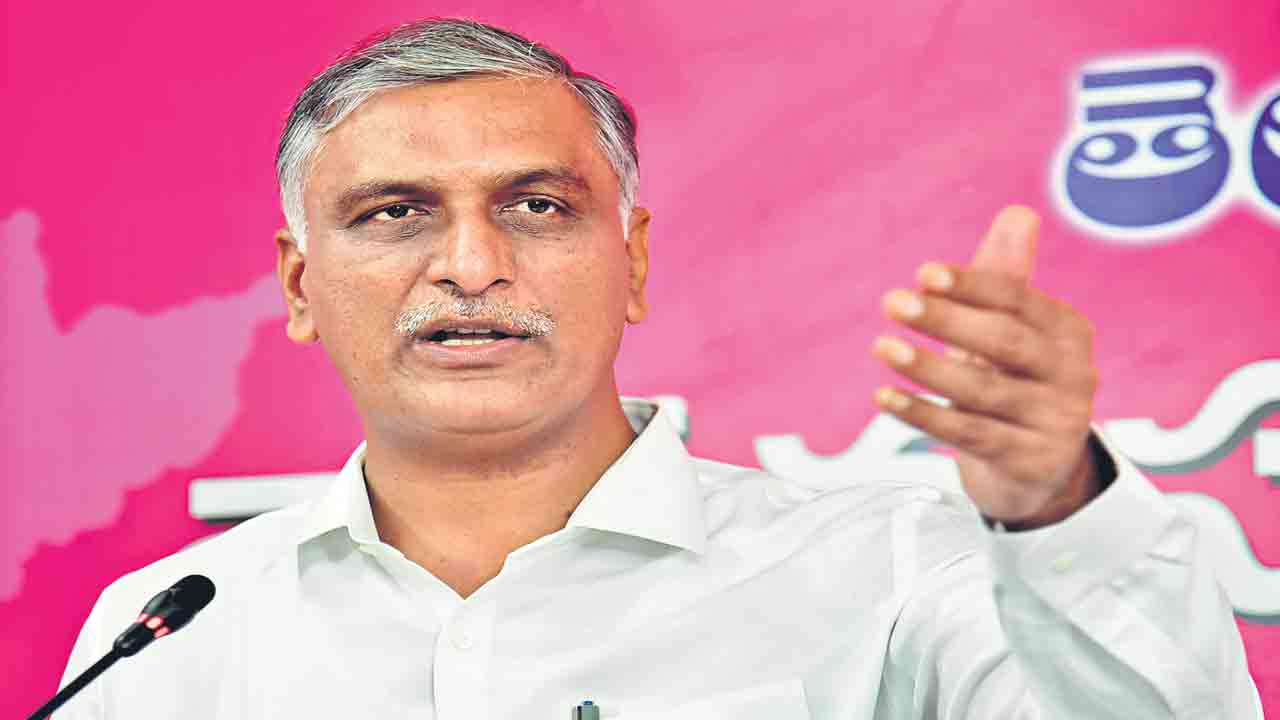 మాటలు తెలంగాణకు.. మూటలు గుజరాత్‌కు