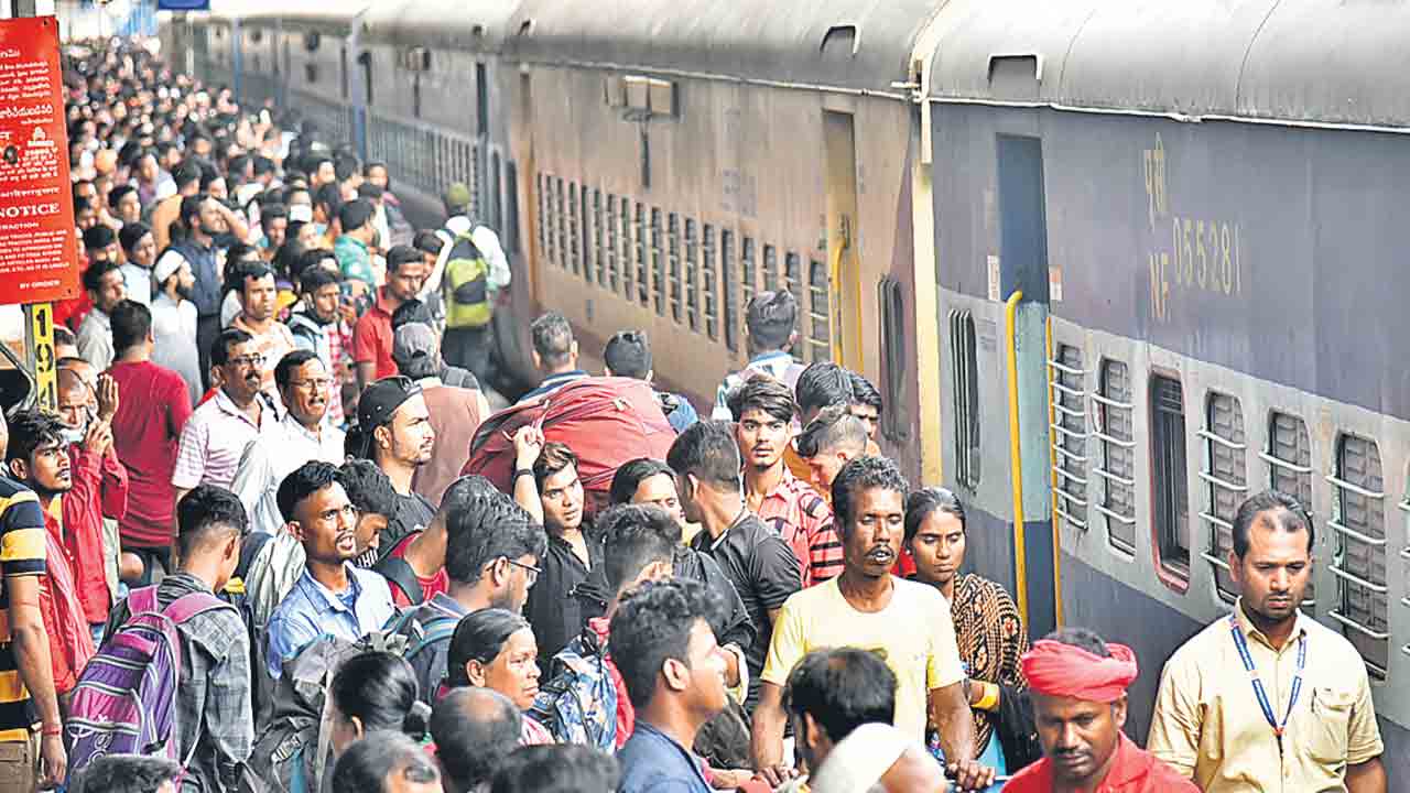 అంతా యథాతథం…