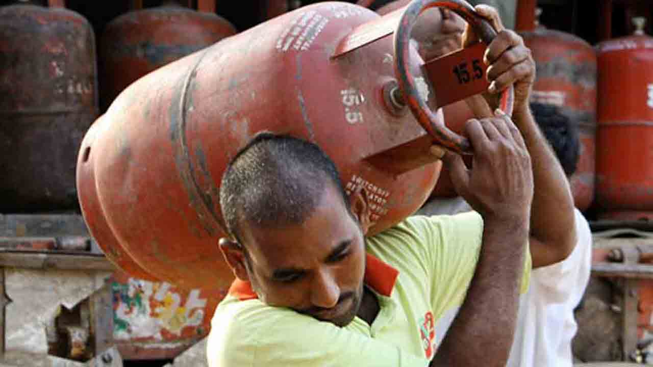 వంటగ్యాస్‌ సబ్సిడీకి మంగళం!