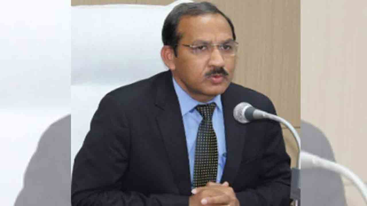 సికింద్రాబాద్ స్టేష‌న్లో రూ. 7 కోట్ల‌కు పైగా ఆస్తి న‌ష్టం.. కాసేప‌ట్లో రైళ్ల పున‌రుద్ధ‌ర‌ణ : డీఆర్ఎం గుప్తా