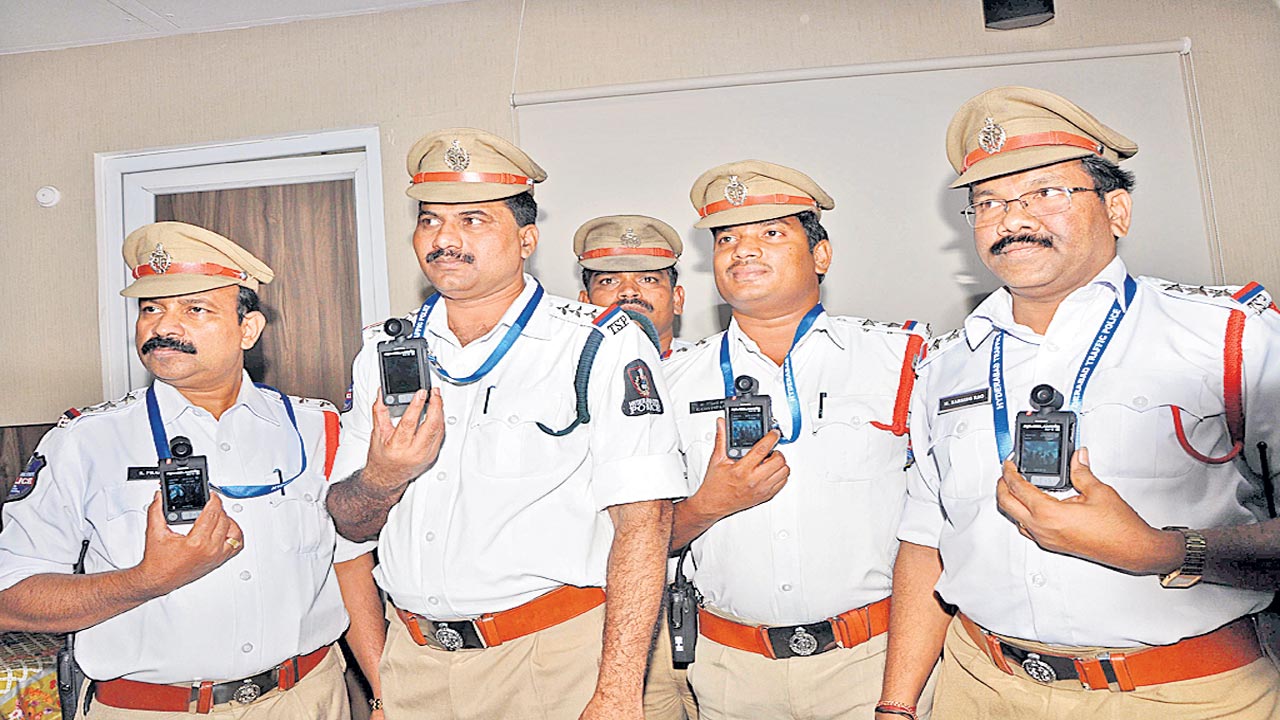 పారదర్శకత..జవాబుదారీతనం