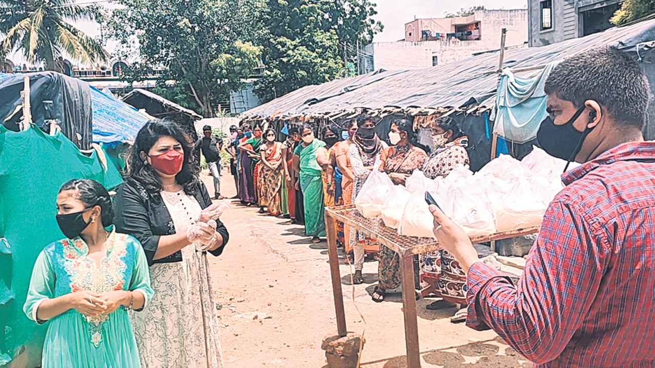 ఆదా చేసి.. అండగా నిలిచి..