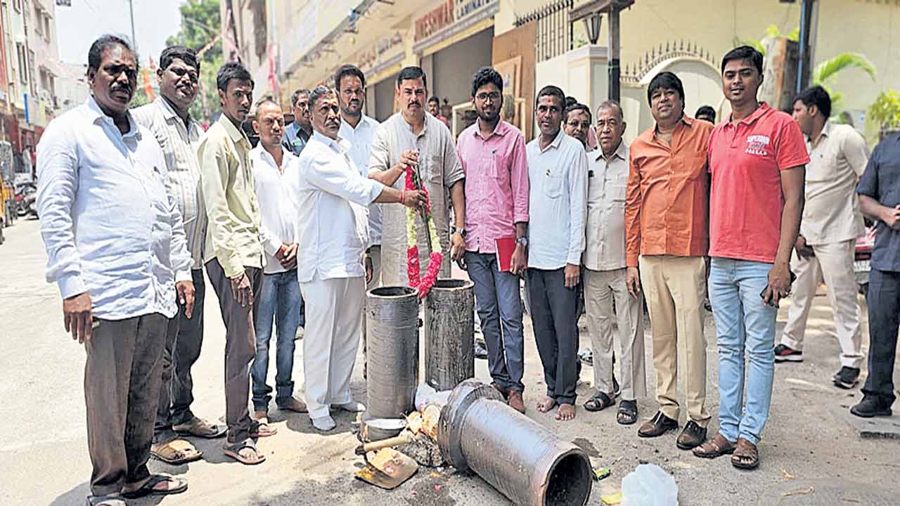 పారిశుధ్యమే ధ్యేయంగా ..‘పట్టణ ప్రగతి’