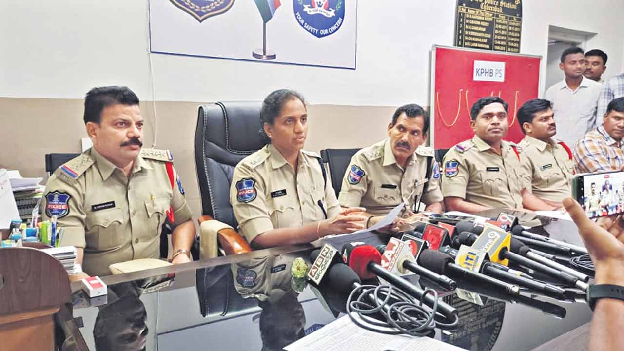 జైలుకెళ్లొచ్చినా బుద్ధి మారలేదు..