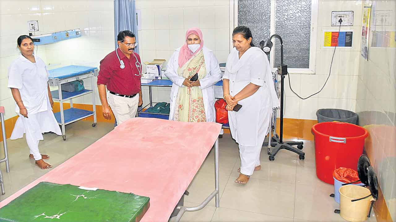 రాత్రి బస.. సమస్యల ఆరా