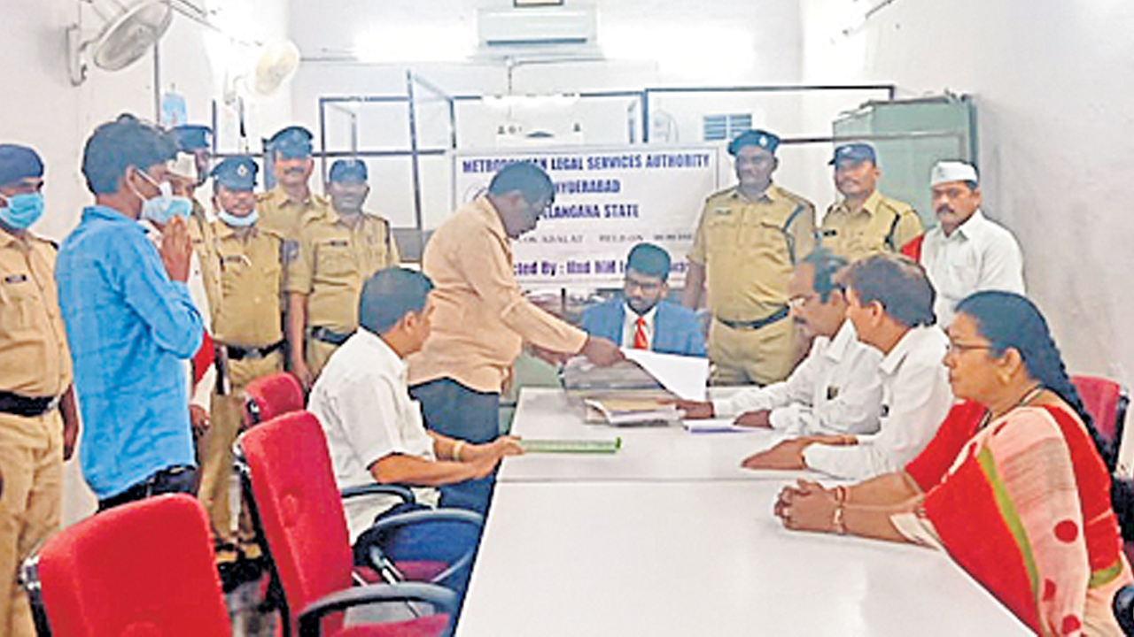 రాజీ మార్గం.. సత్వర న్యాయం