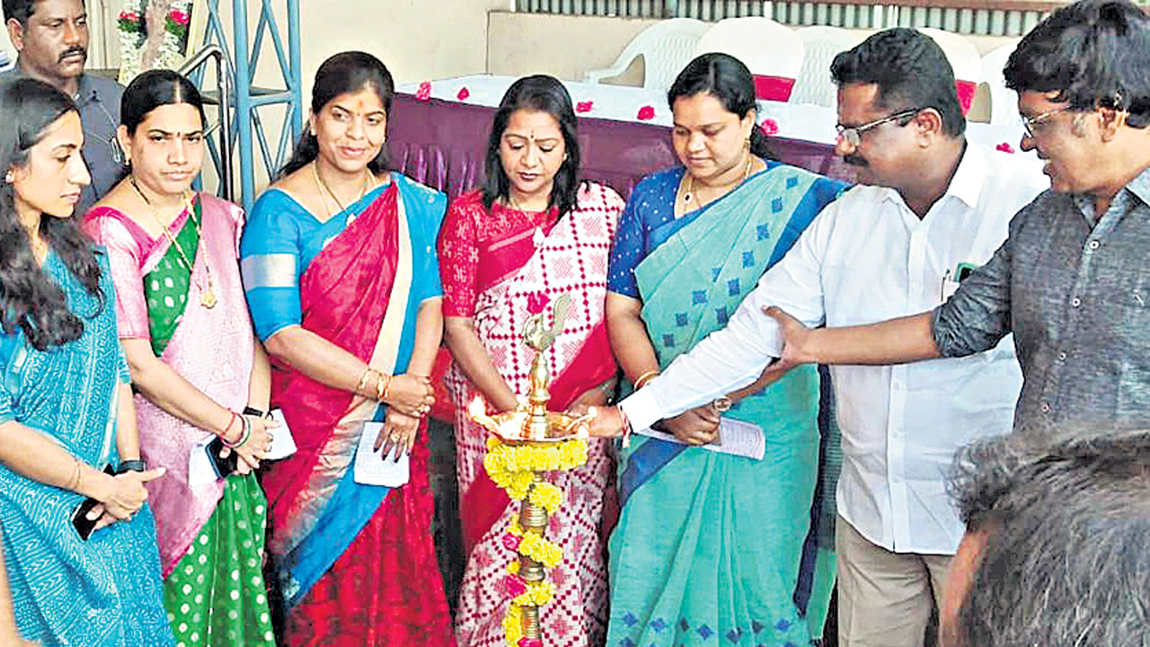 బల్దియా క్యాంపులను సద్వినియోగం చేసుకోవాలి