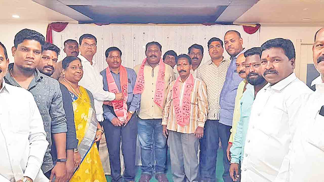 సంక్షేమం, అభివృద్ధి పథకాలను చూసే టీఆర్‌ఎస్‌లో చేరుతున్నారు