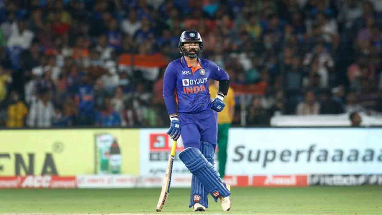 IND vs SA | డీకే కన్నా ముందు అక్షర్‌ను పంపడం ఏంటి?.. పంత్ నిర్ణయాన్ని తప్పుబట్టిన మాజీలు