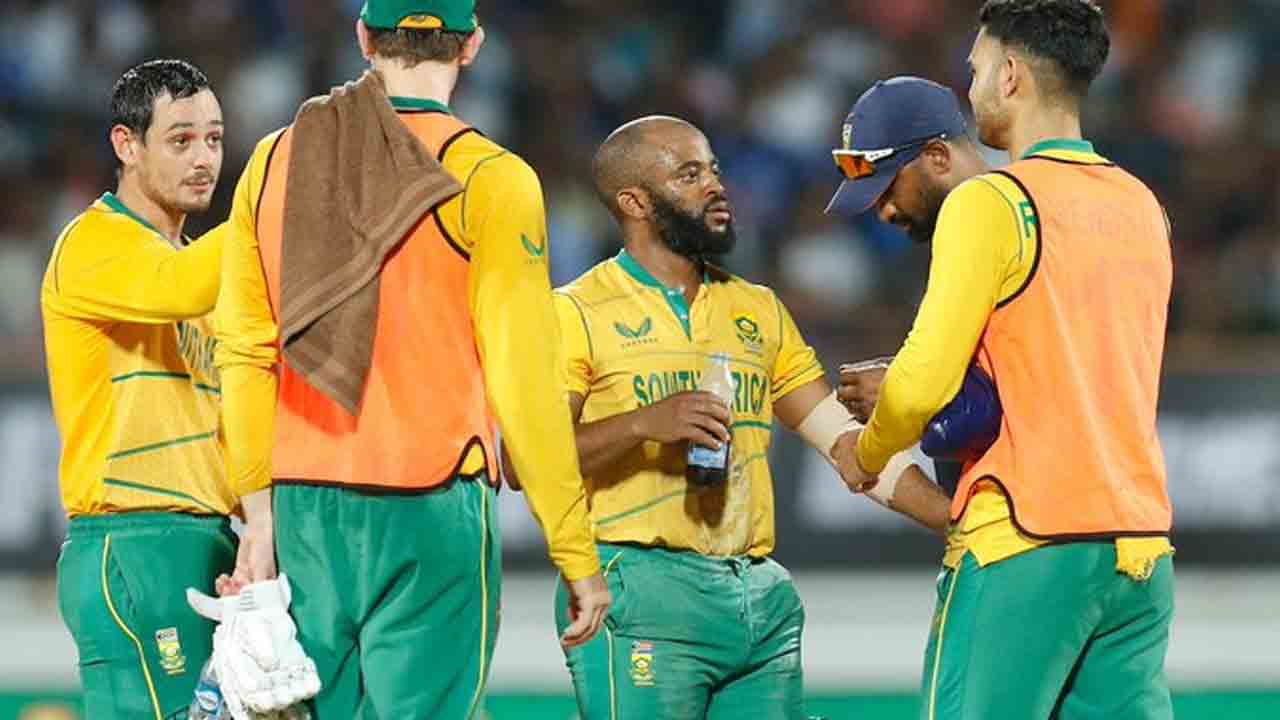 IND vs SA | సఫారీ కెప్టెన్కు గాయం.. బవుమా రిటైర్డ్ హర్ట్