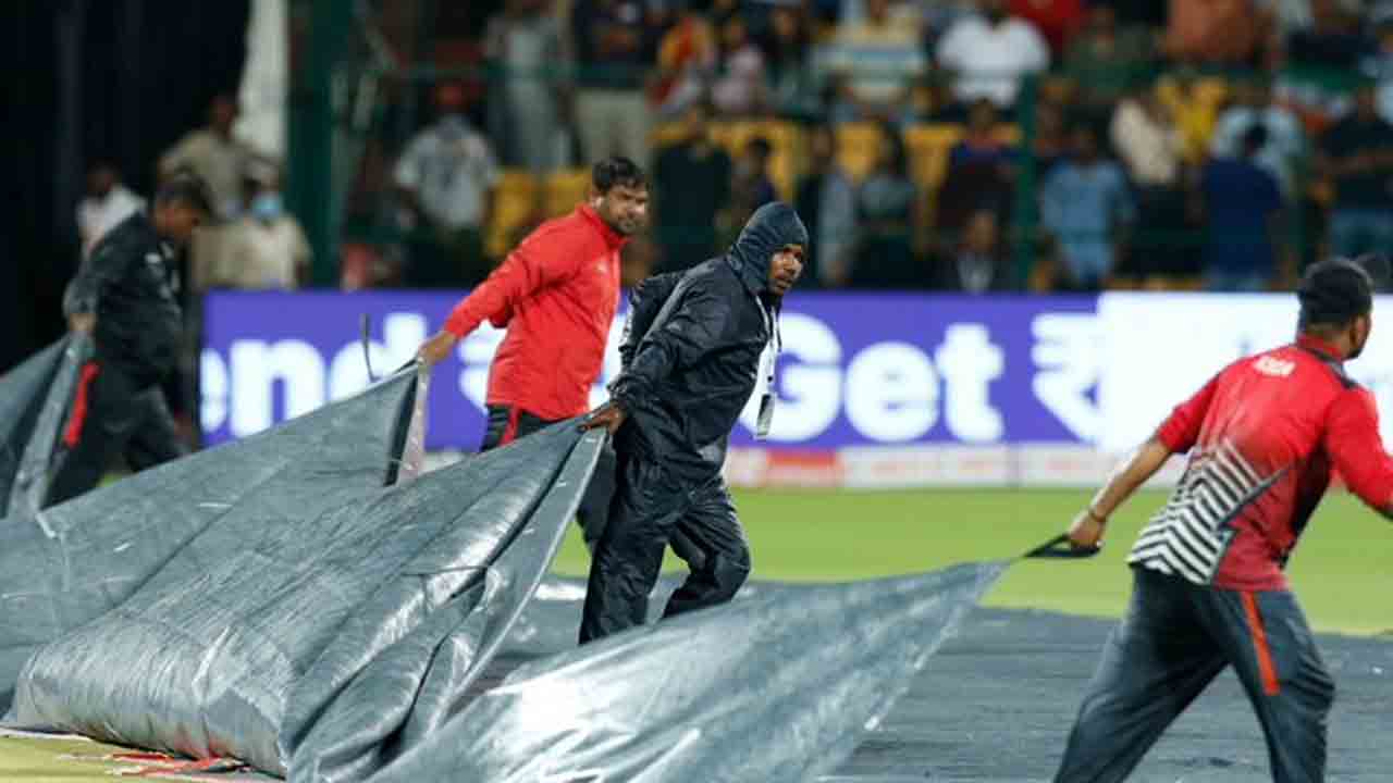 IND vs SA | 19 ఓవర్లకు కుదించిన మ్యాచ్.. ఆలస్యంగా ఆరంభం!