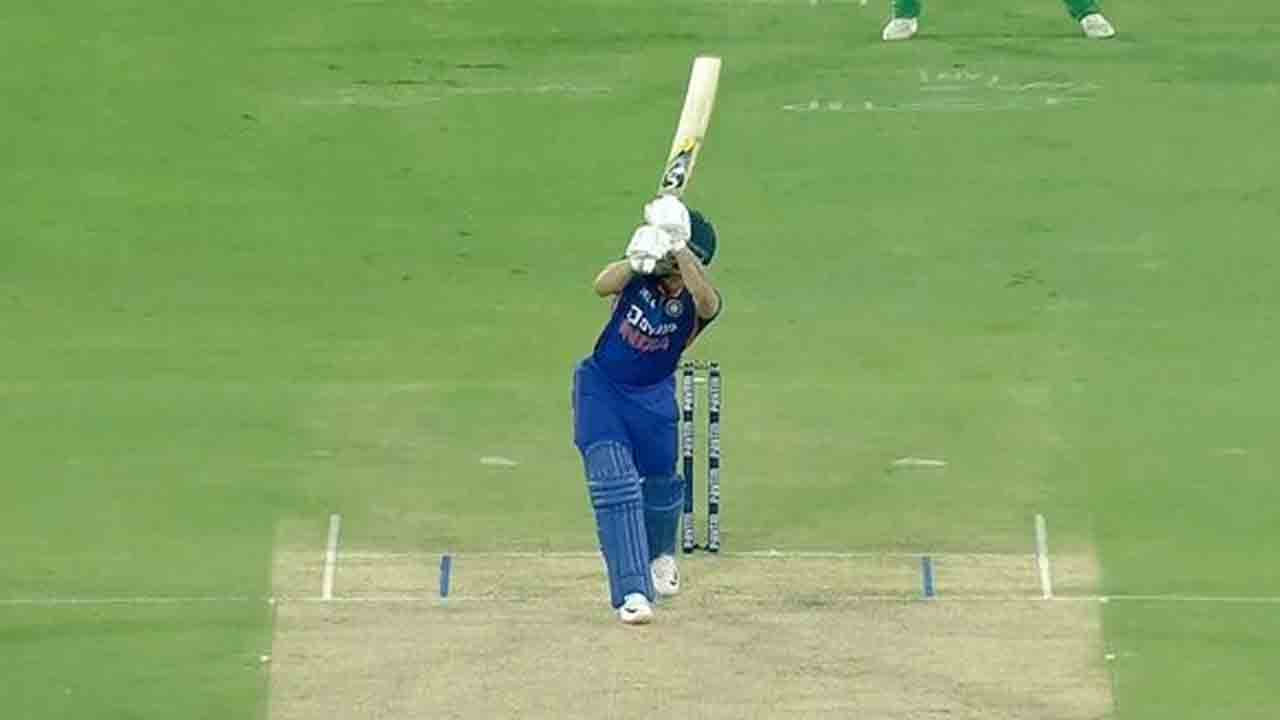 IND vs SA | ఇషాన్ కూడా అవుట్.. పవర్‌ప్లే ముగిసే సరికి భారత్ స్కోరు ఎంతంటే?