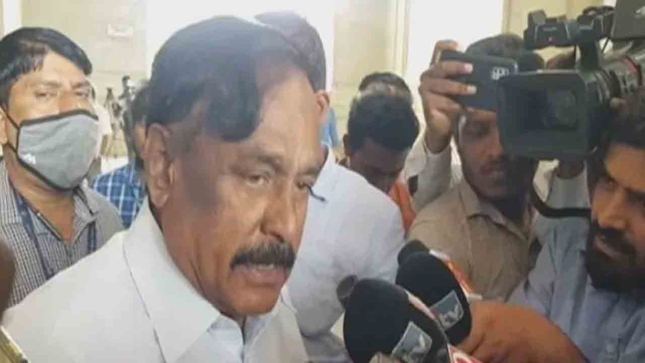 కాంగ్రెస్‌ పార్టీని ప్రేమిస్తున్నా… అందుకే క్రాస్‌ ఓటు వేశా: జేడీఎస్‌ ఎమ్మెల్యే