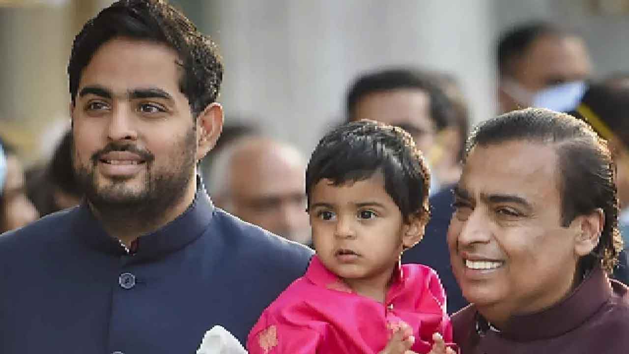 Mukesh Ambani | జియో డైరెక్ట‌ర్‌గా ముకేశ్ అంబానీ రాజీనామా.. ఎందుకంటే?!