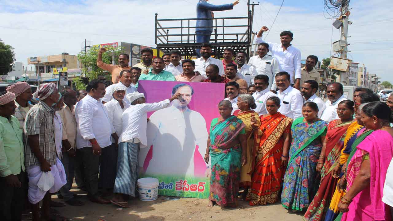 పెట్టుబడి వచ్చె.. రైతన్న మురిసె..