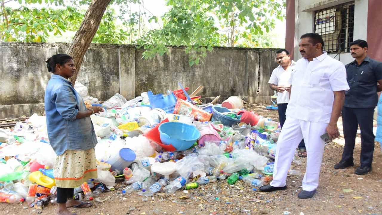 చెత్త రీైస్లెకింగ్‌పై ప్రత్యేక దృష్టి