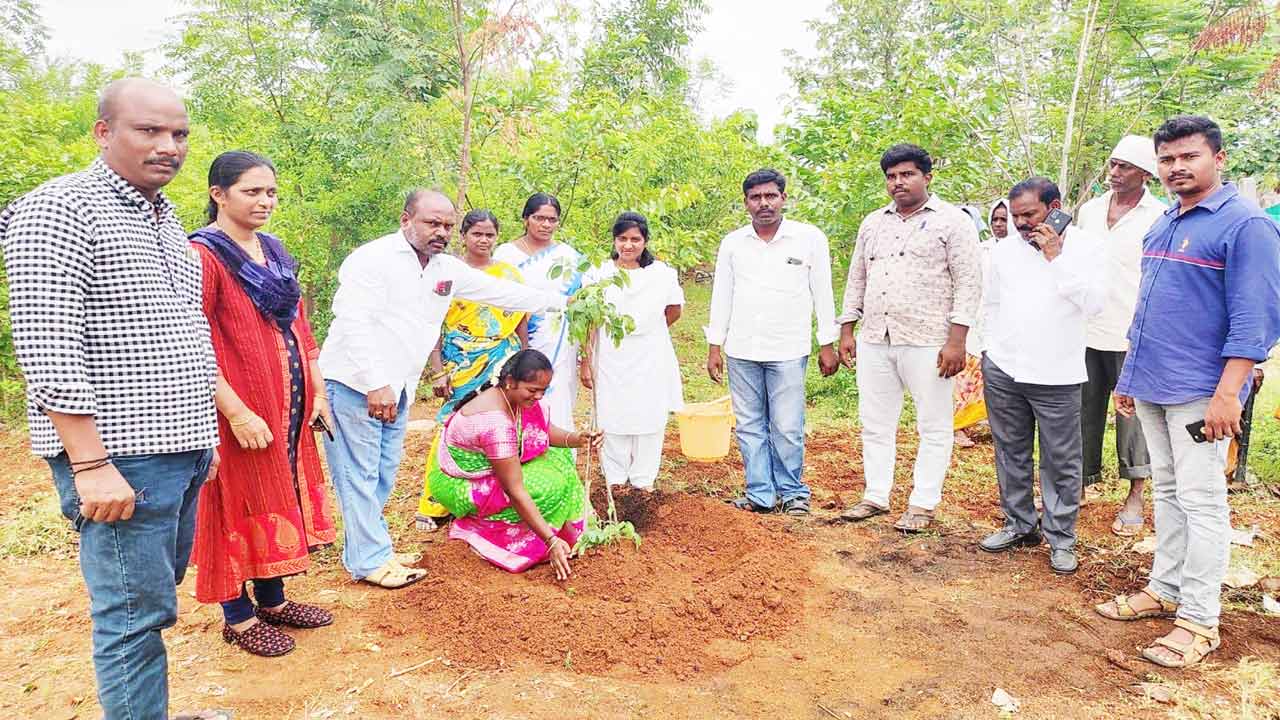 దేశానికే ఆదర్శం పల్లెప్రగతి
