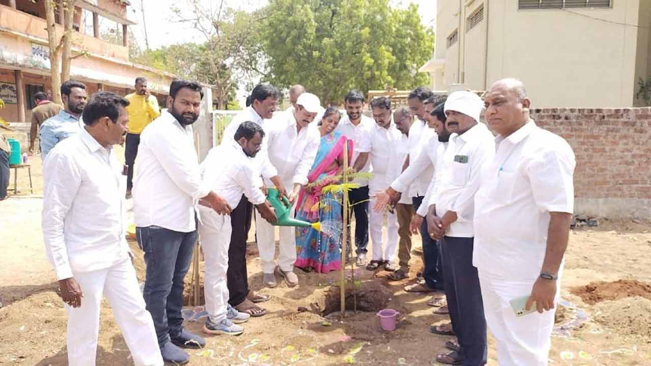 సమగ్రాభివృద్ధే సర్కారు లక్ష్యం