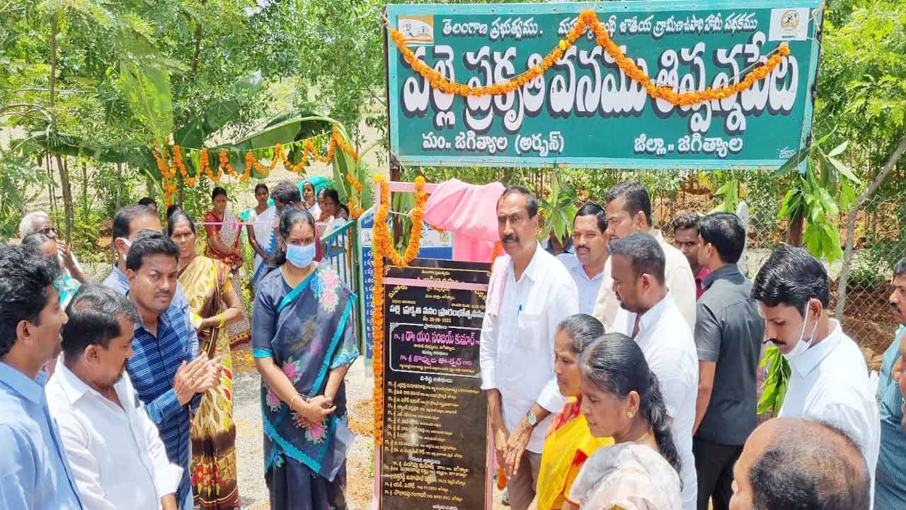 రైతు బాంధవుడు సీఎం కేసీఆర్‌