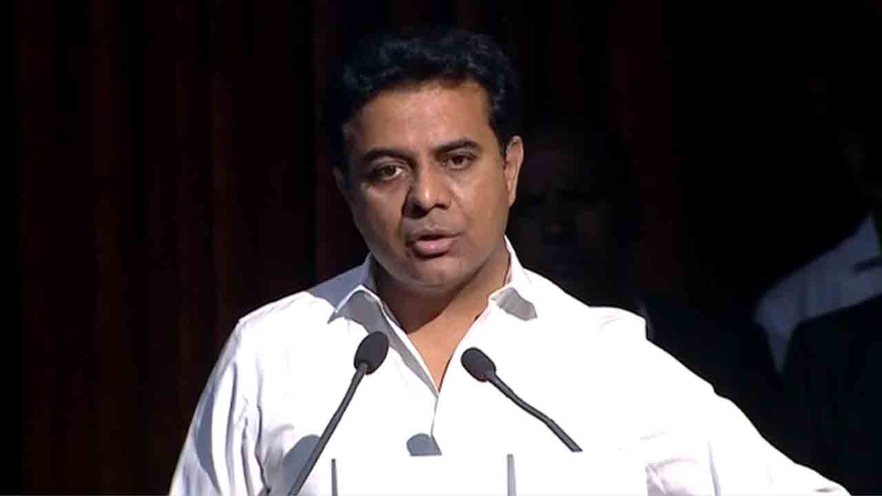 ఎనిమిదేళ్లలో ఐటీలో అద్భుతమైన పురోగతి : కేటీఆర్