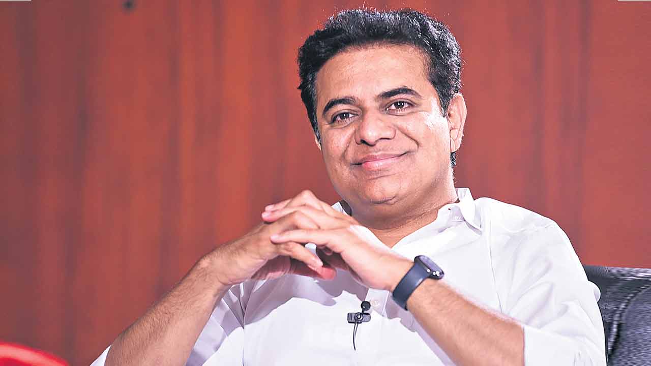 ఆ దివ్యాంగురాలి వివ‌రాలివ్వండి.. నా వంతు సాయం చేస్తా.. కేటీఆర్ ట్వీట్