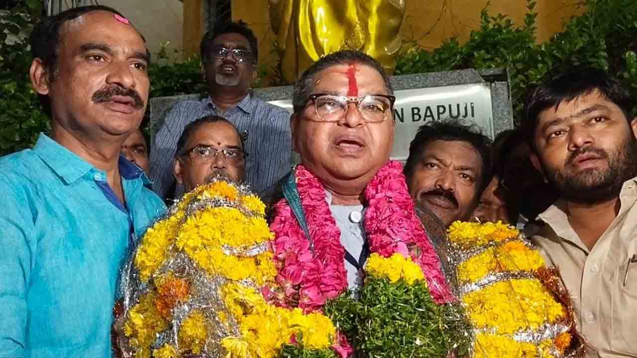 అఖిల భారత పద్మశాలి సంఘం అధ్యక్షుడిగా కందగట్ల స్వామి