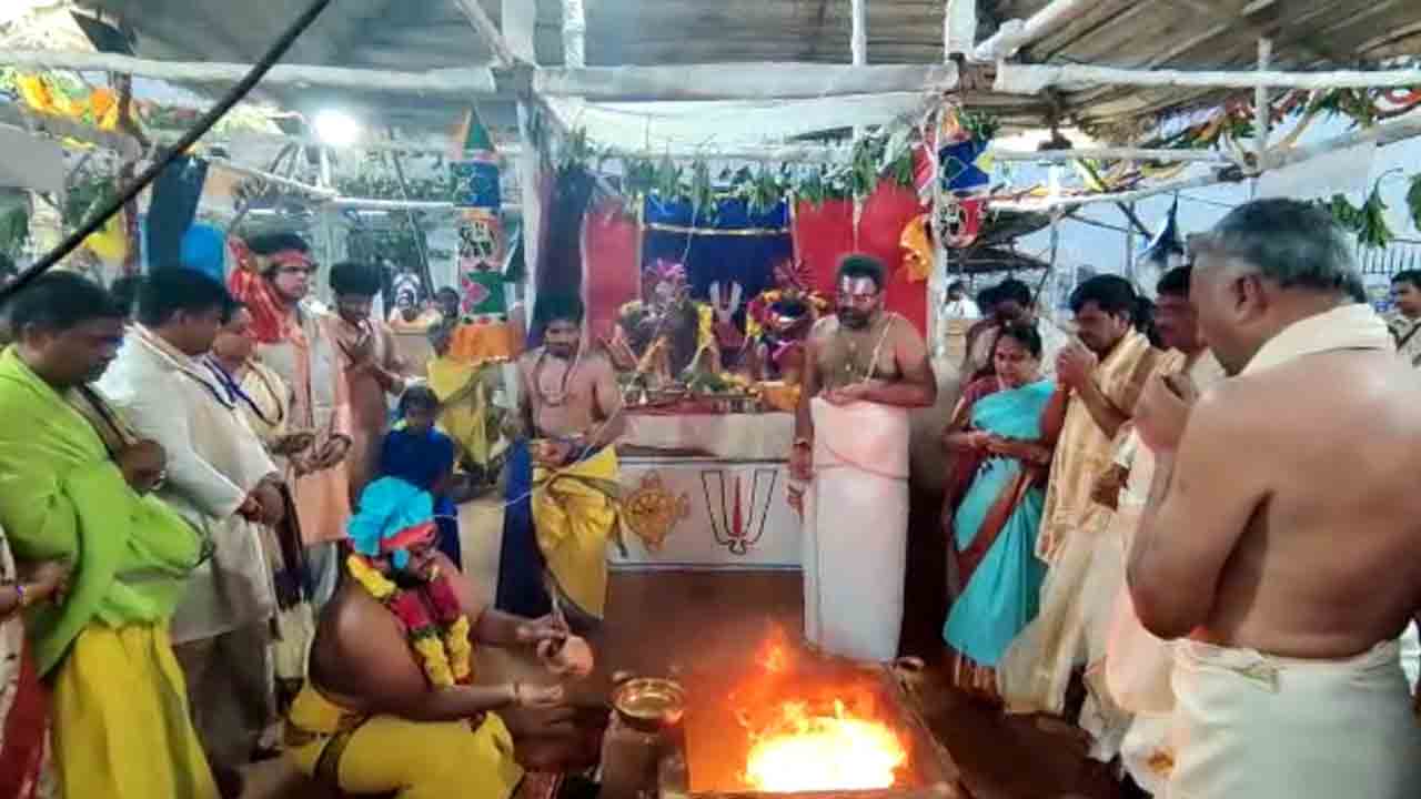 సీహెచ్‌ కొండూర్‌లో నేటితో ముగియనున్న ప్రతిష్ఠాపనోత్సవాలు