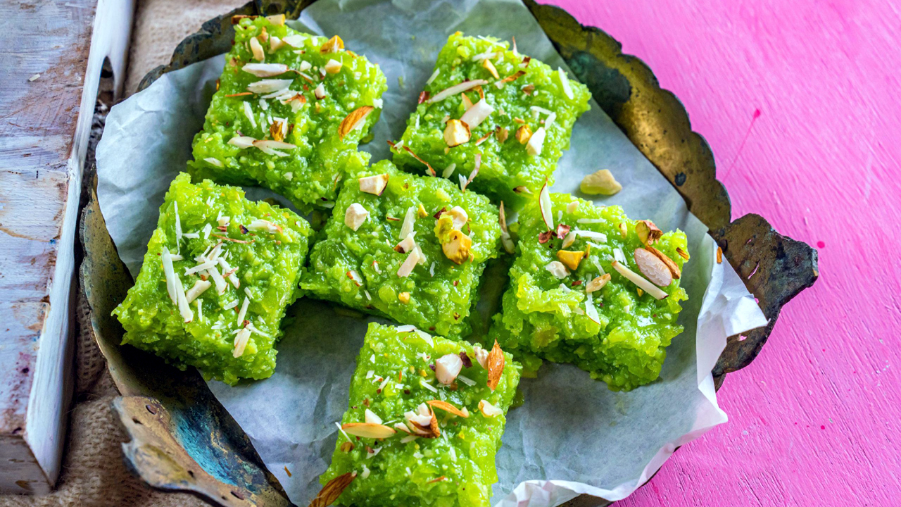 Lauki Burfi Recipe | సొరకాయ బర్ఫీ తయారీ విధానం