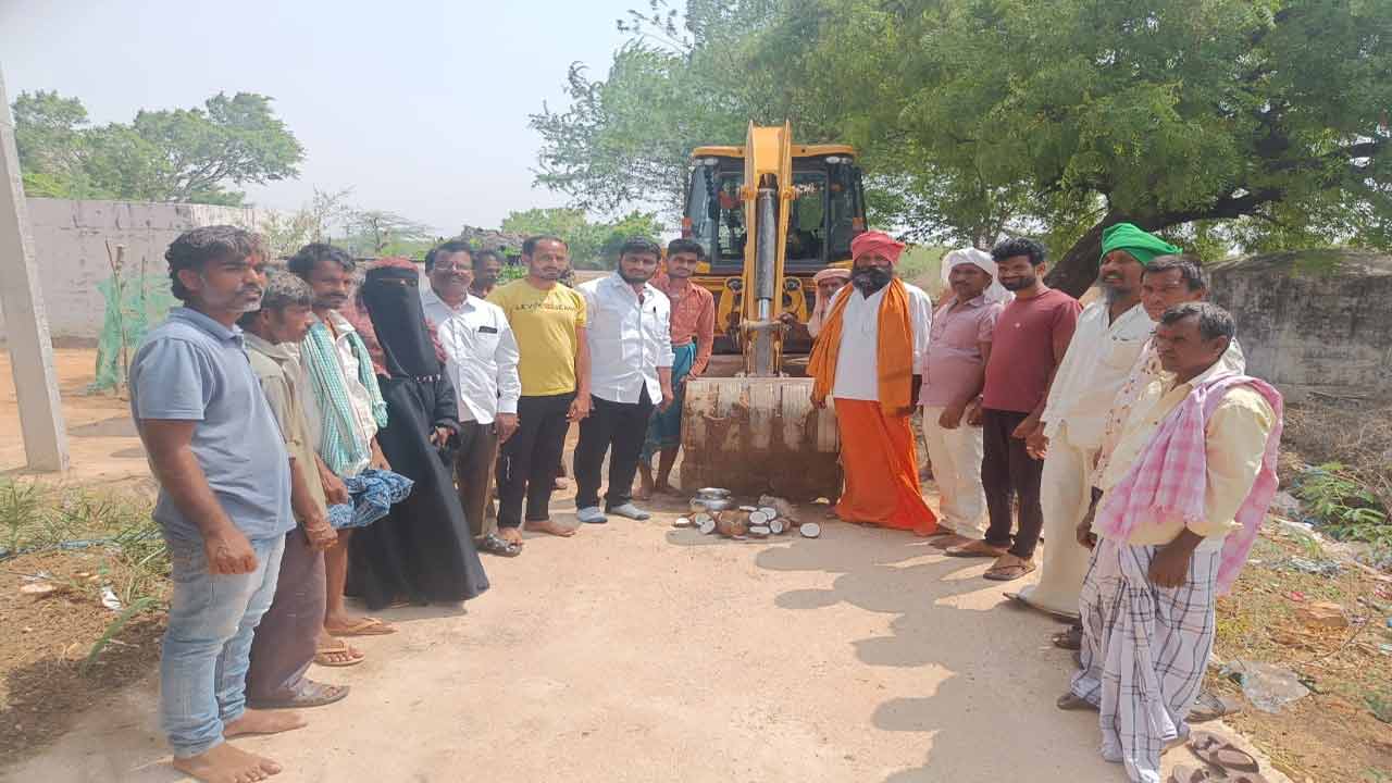 ఆదర్శ గ్రామాలుగా తీర్చిదిద్దాలి