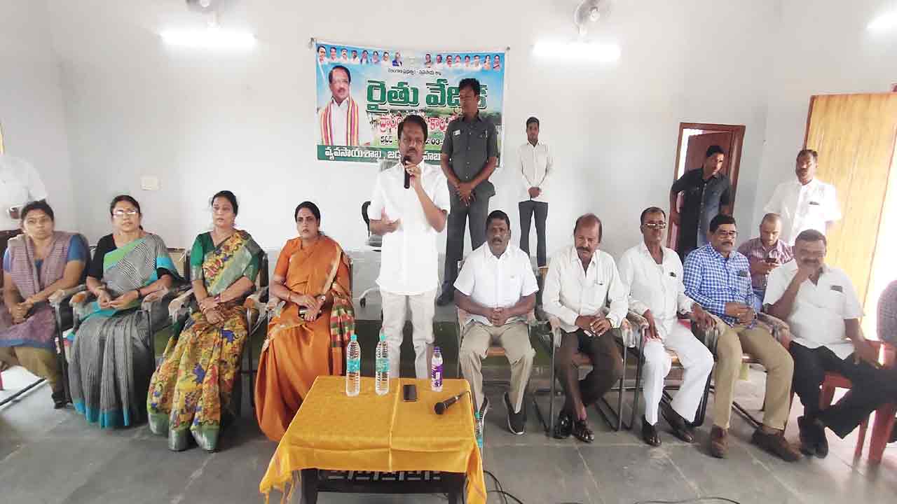 గ్రామాలు, పట్టణాల శుభ్రతే లక్ష్యం