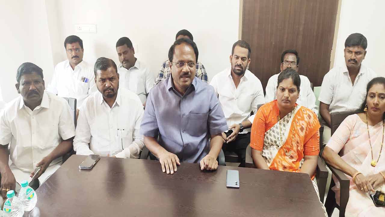 అవినీతికి పాల్పడితే సస్పెండ్‌ చేస్తాం