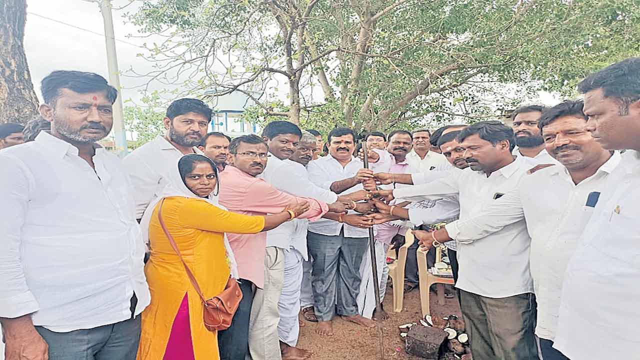 సర్కారు బడుల్లోనే నాణ్యమైన విద్య