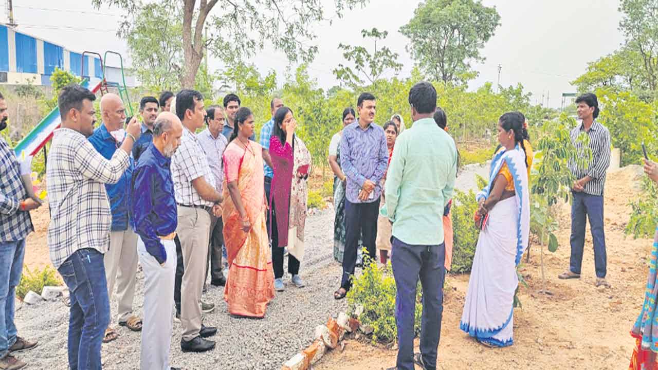 డంపింగ్‌ యార్డు నిర్వహణ
