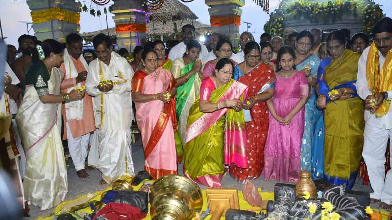 వైభవంగా శ్రీ రాజ్యలక్ష్మి సమేత నరసింహ ఆలయం ప్రతిష్ఠాపన మహోత్సవం..