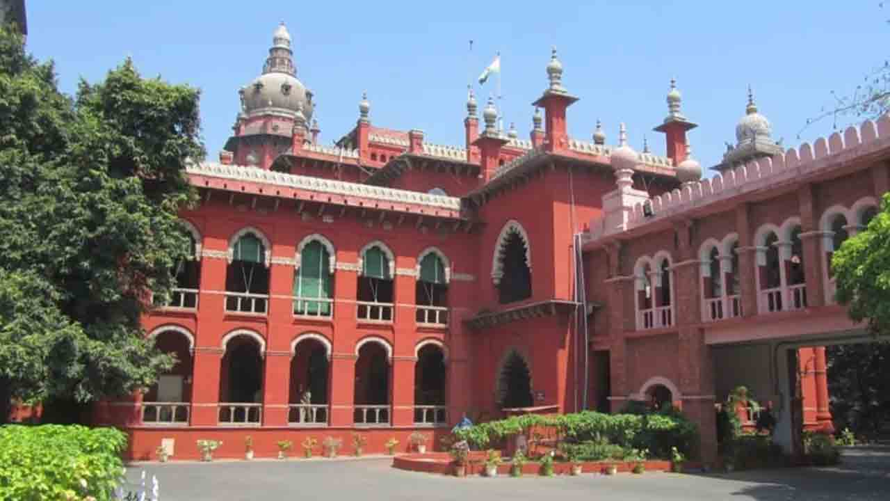 సెక్స్‌ వర్కర్లను అరెస్టు చేయొద్దు..