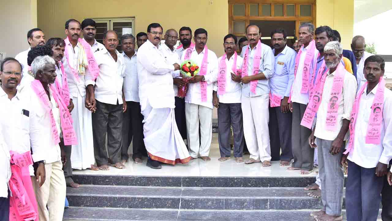 బీజేపీ, కాంగ్రెస్‌తో ఒరిగేది సున్నా