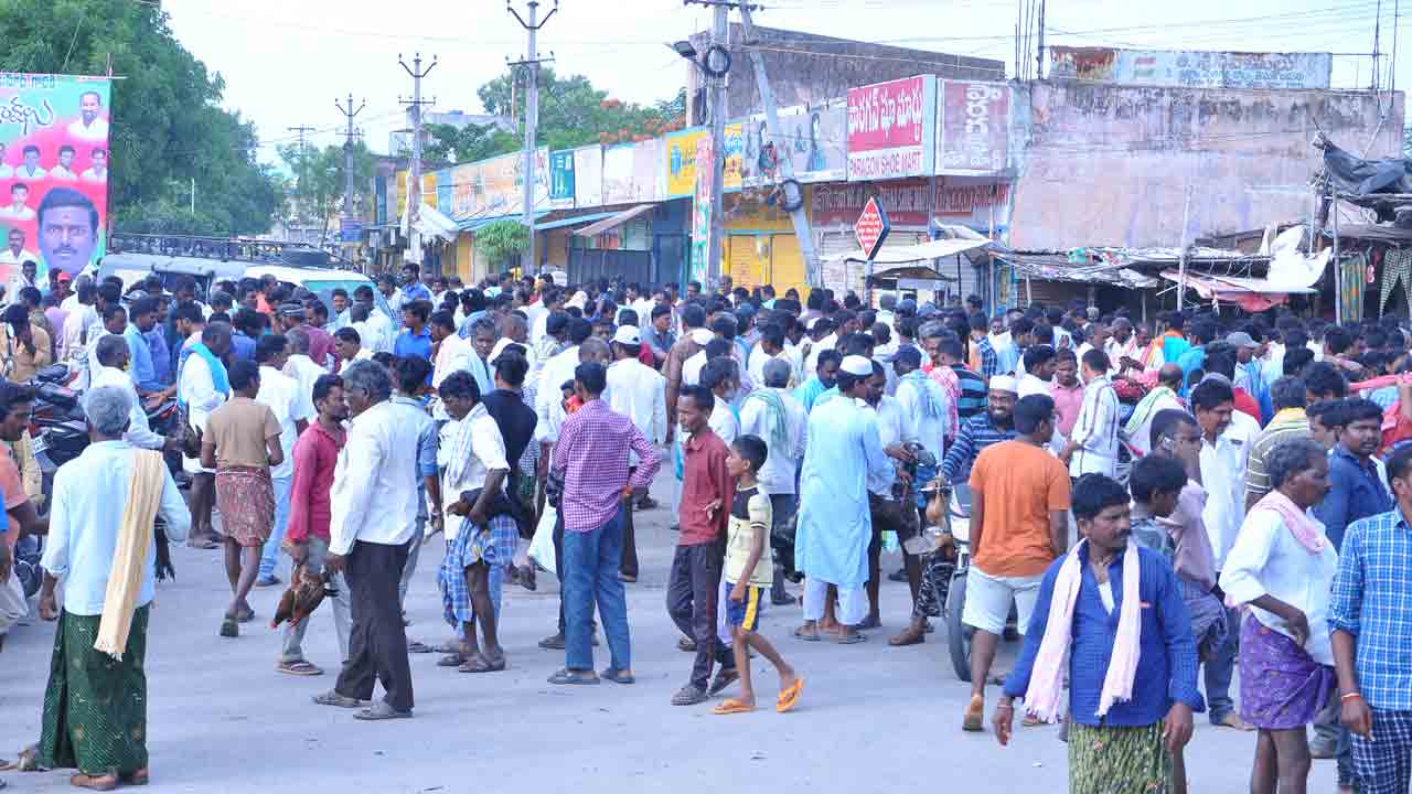 ఏరువాక సాగారో..