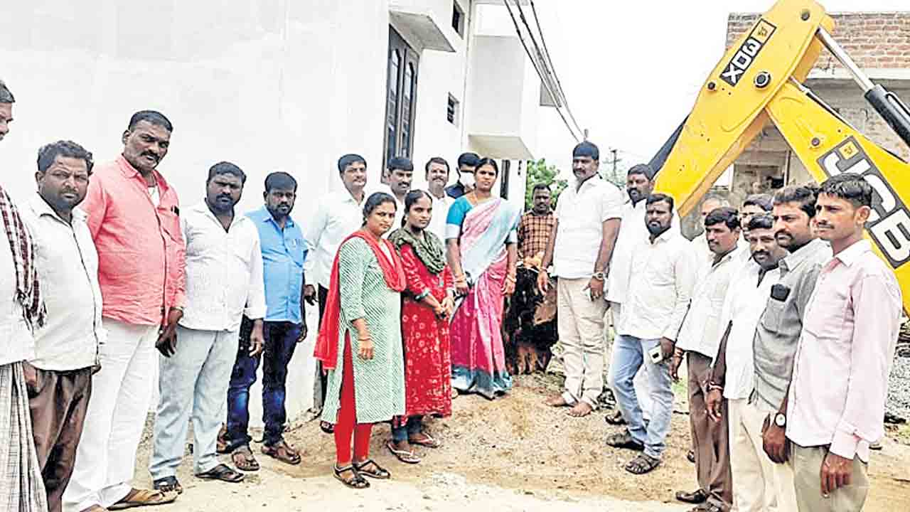 టీఆర్‌ఎస్‌తోనే గ్రామాలాభివృద్ధి