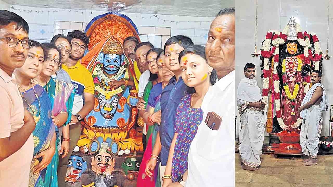 ఆలయాల్లో ప్రత్యేక పూజలు