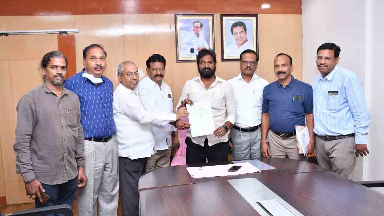 నీరా విక్ర‌యానికి FSSAI లైసెన్స్.. ఆగస్టులో నీరా కేఫ్‌ ప్రారంభం