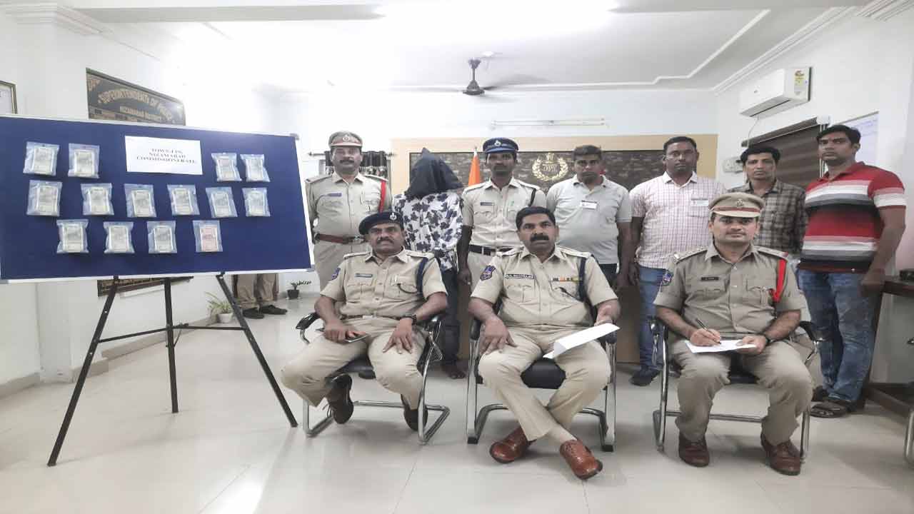 చోరీ సొత్తుతో జల్సాలు