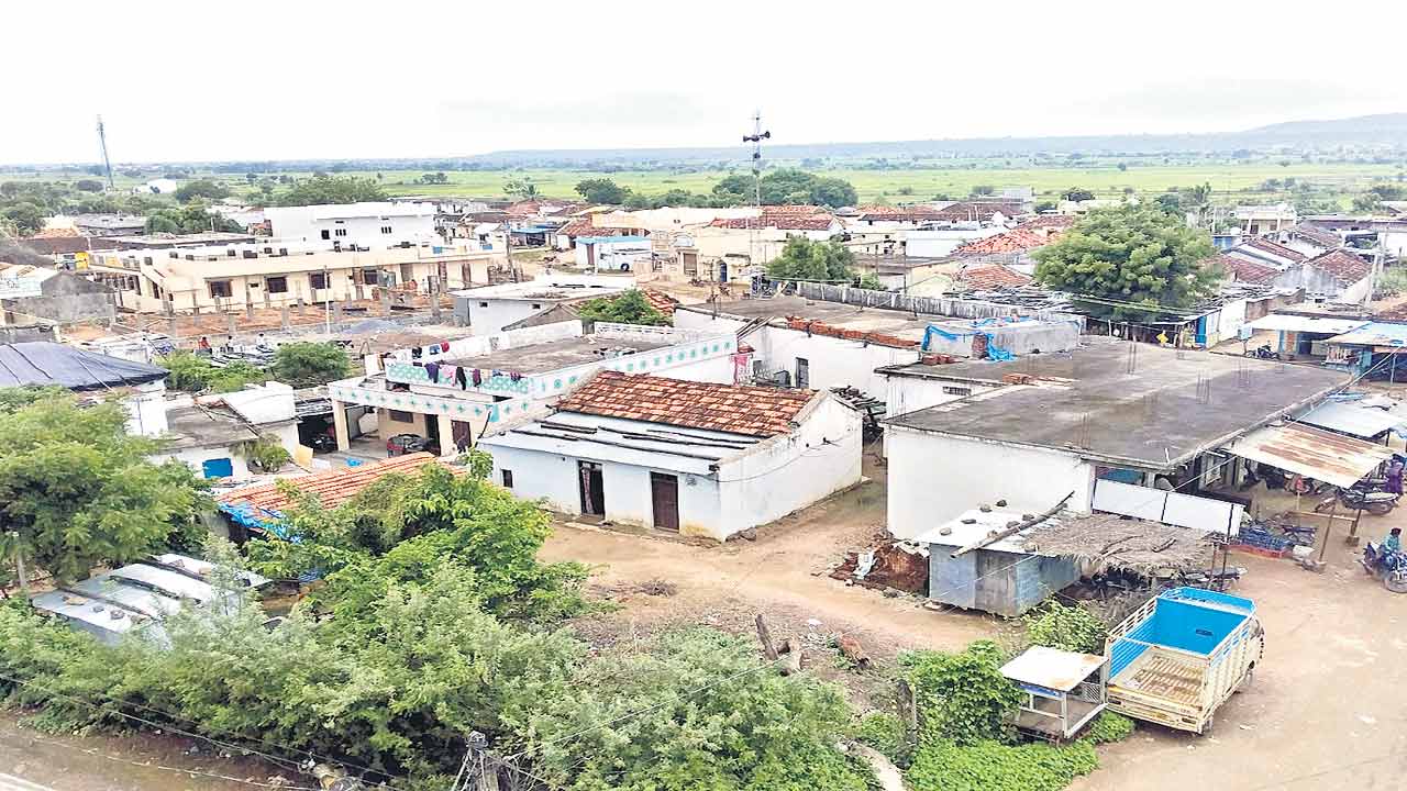 ఉత్తమ గ్రామ పంచాయతీలకు నిధుల మంజూరు